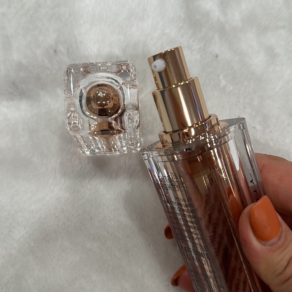 Jlo beauty that Jlo Glow serum 1.5 fl oz.(45 ml) KK2199A - Picture 3 of 7